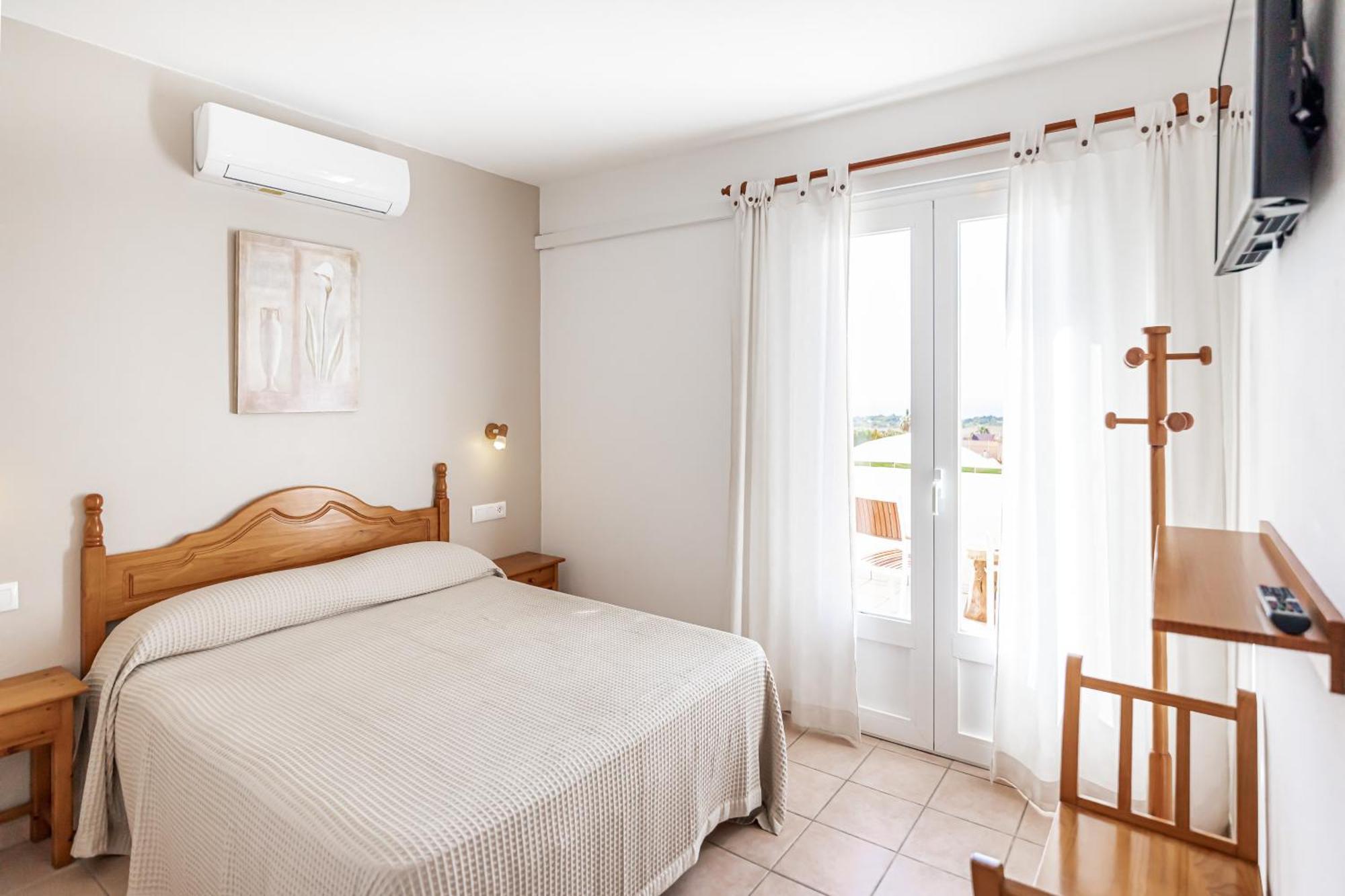 Villa Terra Son Bou Esterno foto